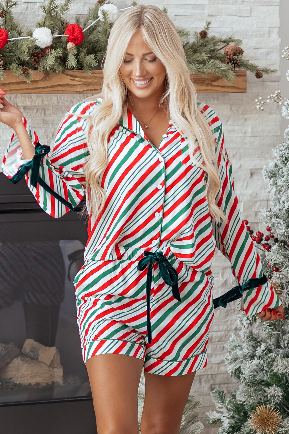 Tavy Christmas 2pcs Pajama Set - Hello Beautiful BoutiqueSleepwearThreaded Pear