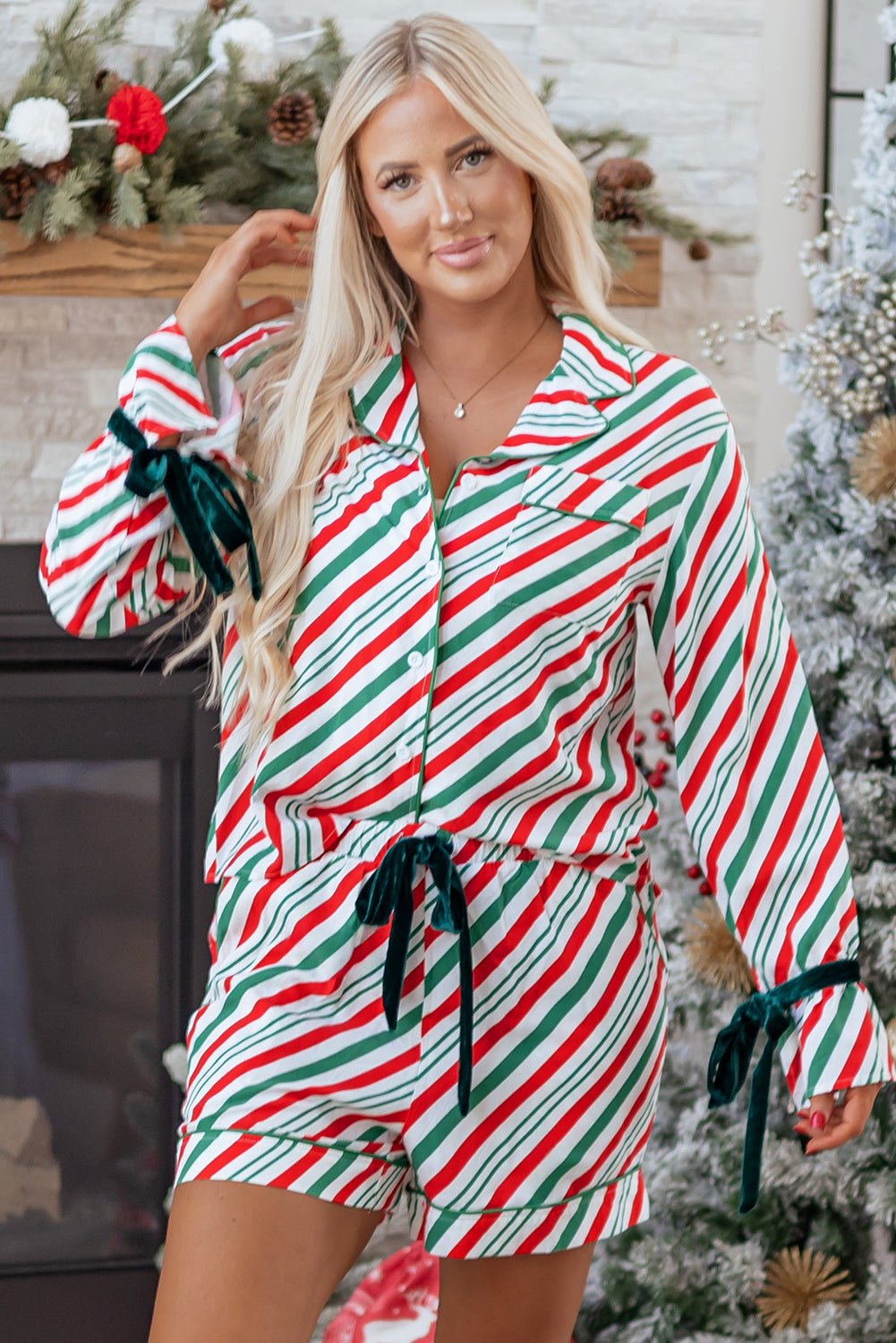 Tavy Christmas 2pcs Pajama Set - Hello Beautiful BoutiqueSleepwearThreaded Pear