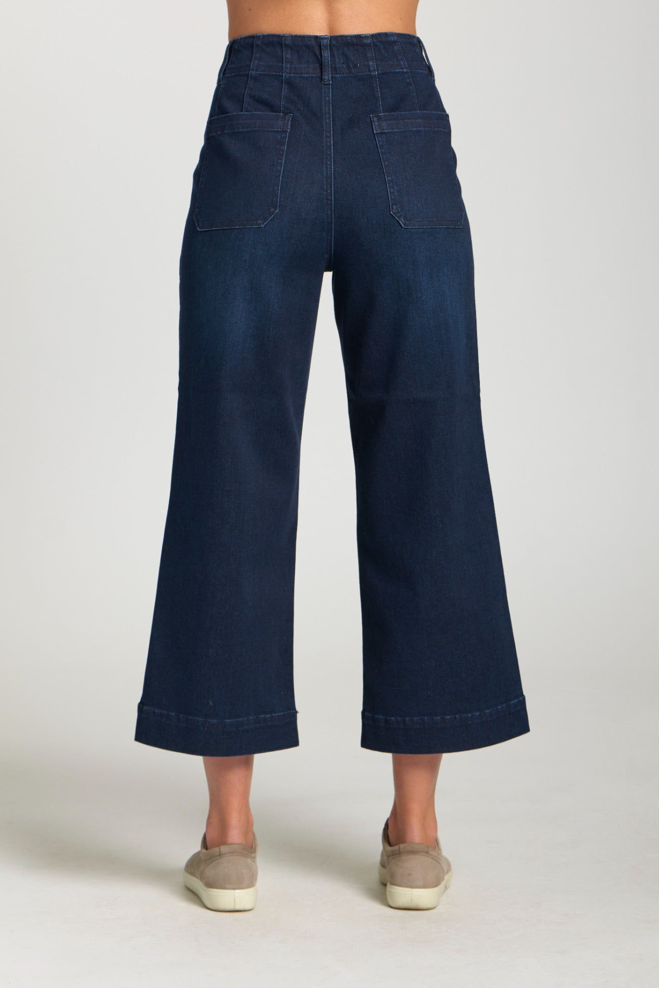 Cropped Wide Leg Pant w/ Patch Pockets B168