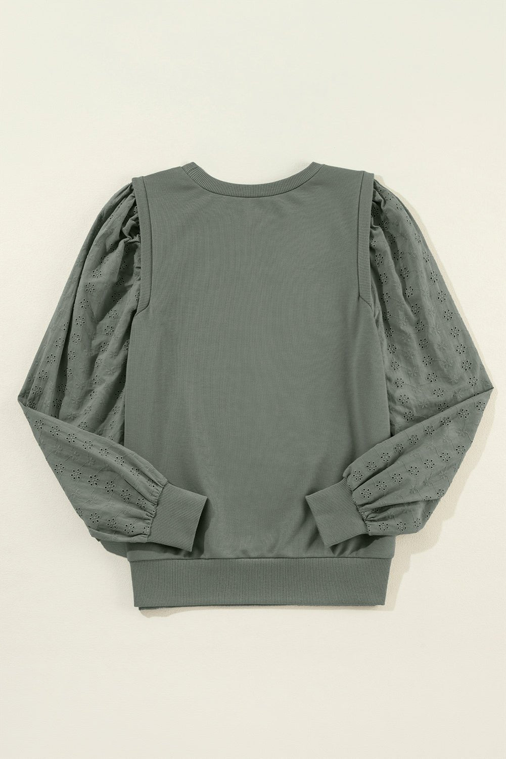 Valerie Solid Patchwork Sleeve Sweatshirt - Hello Beautiful BoutiqueSweatshirts & HoodiesThreaded Pear