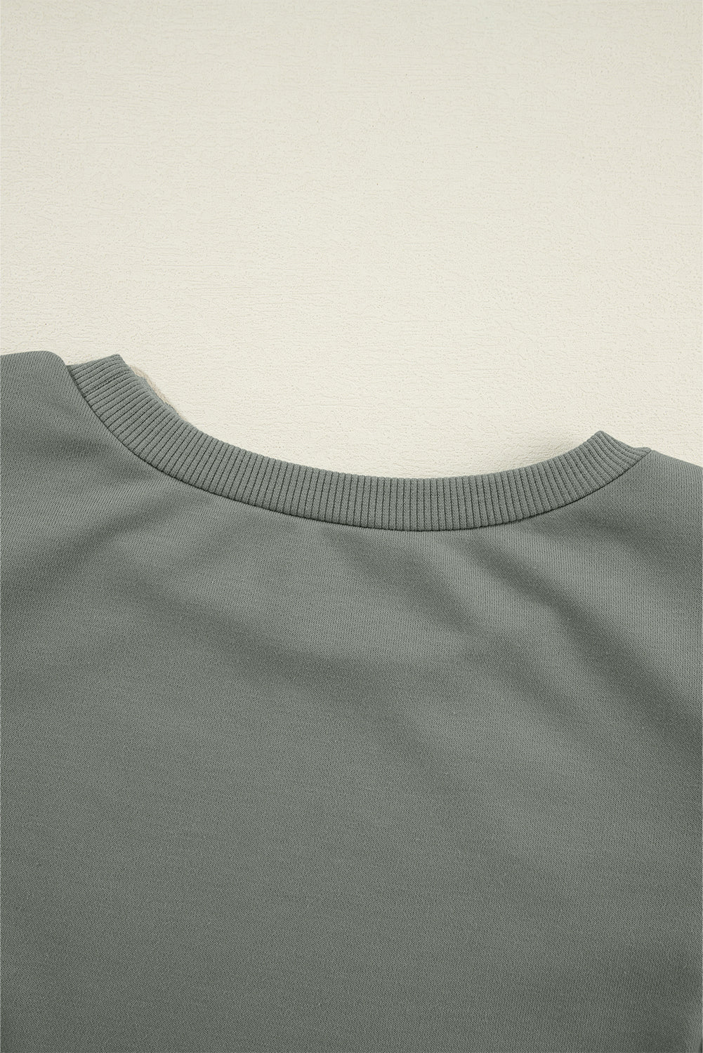 Valerie Solid Patchwork Sleeve Sweatshirt - Hello Beautiful BoutiqueSweatshirts & HoodiesThreaded Pear