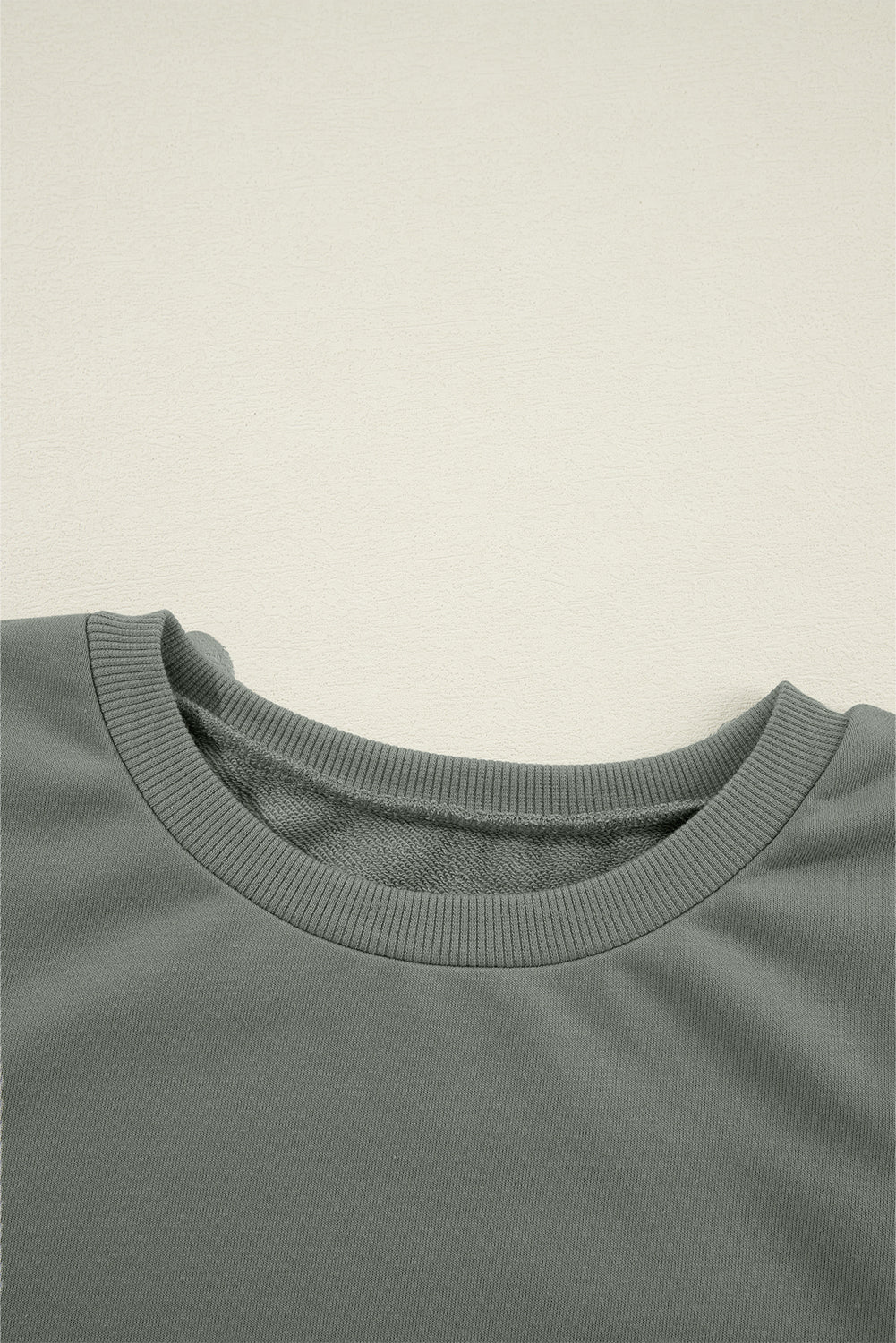 Valerie Solid Patchwork Sleeve Sweatshirt - Hello Beautiful BoutiqueSweatshirts & HoodiesThreaded Pear