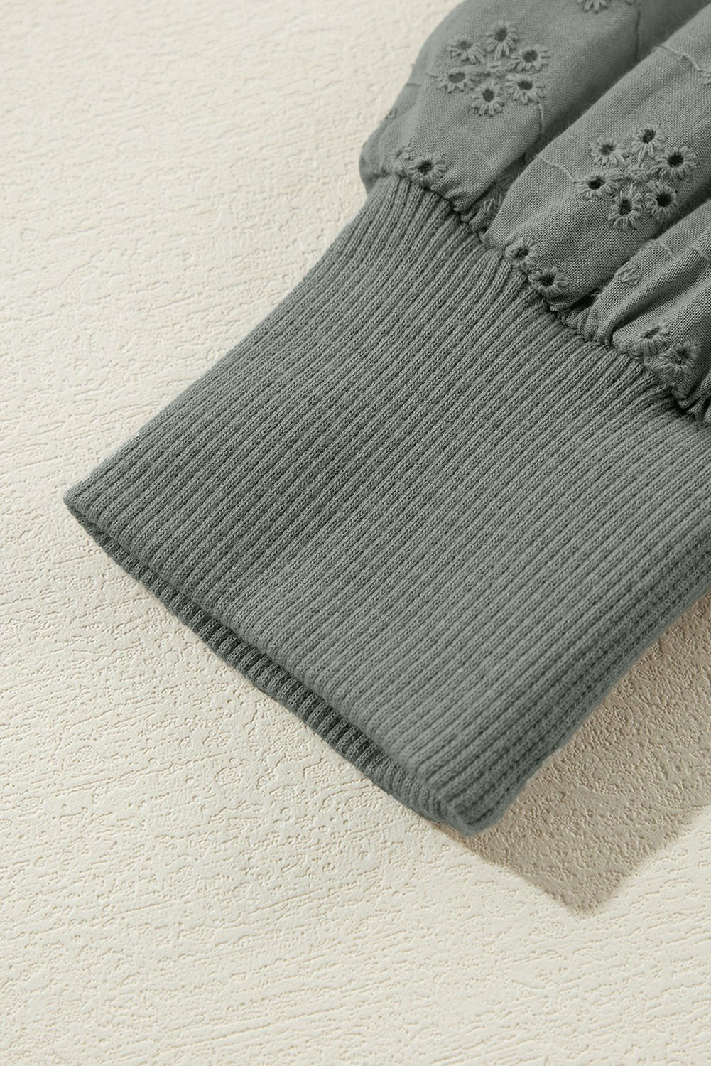 Valerie Solid Patchwork Sleeve Sweatshirt - Hello Beautiful BoutiqueSweatshirts & HoodiesThreaded Pear