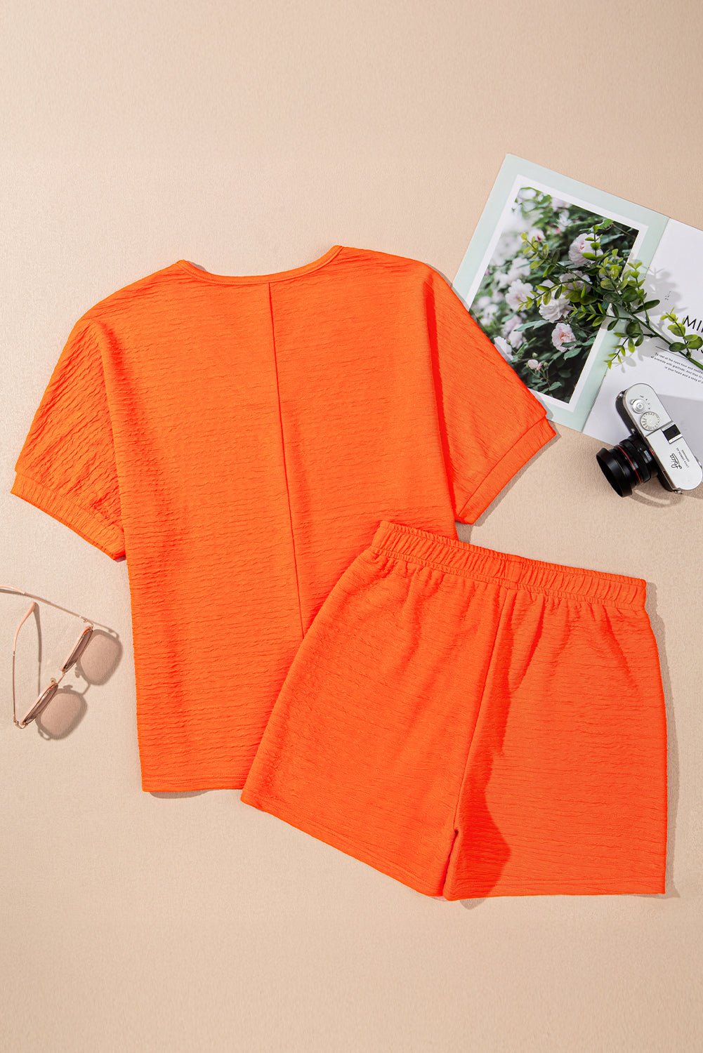 Viviana Textured T Shirt - Hello Beautiful BoutiqueShort SetsThreaded Pear
