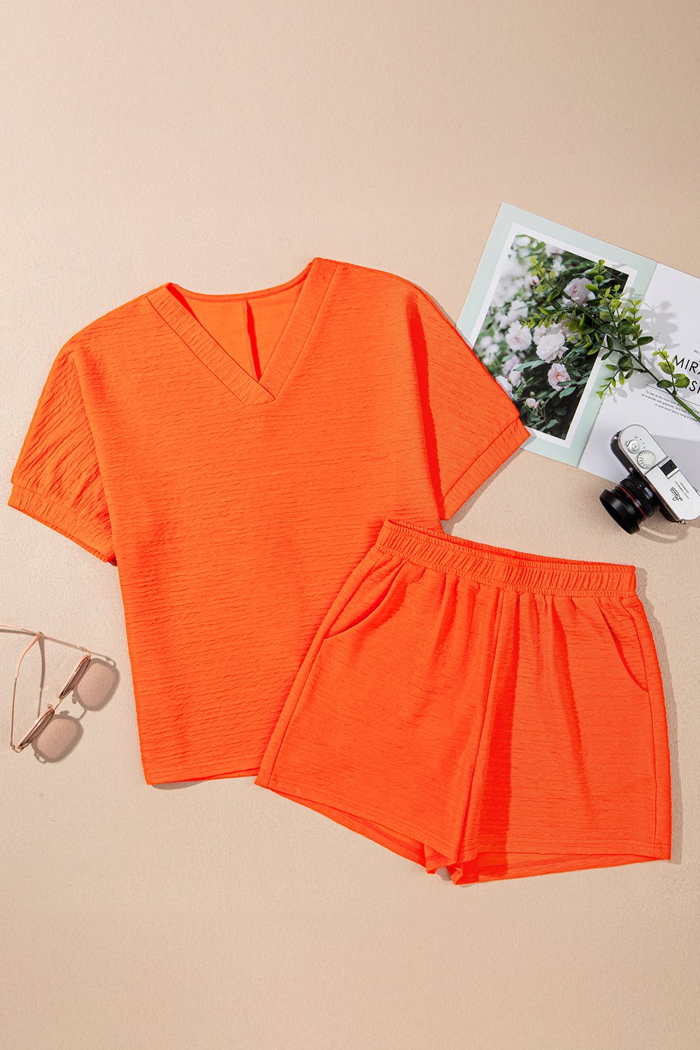 Viviana Textured T Shirt - Hello Beautiful BoutiqueShort SetsThreaded Pear