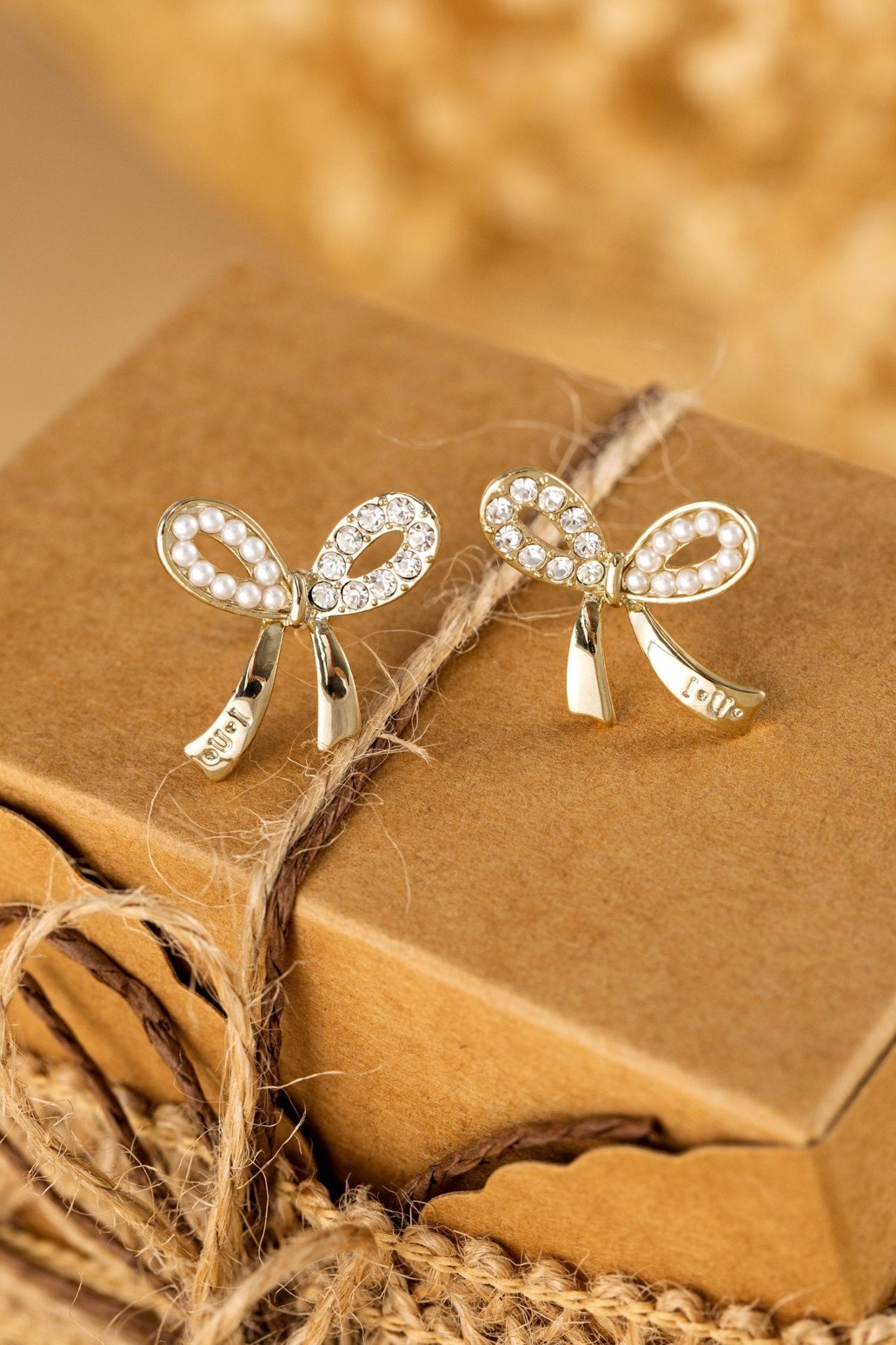 Winter Rhinestone Pearl Bow Earrings - Hello Beautiful BoutiqueJewelryThreaded Pear