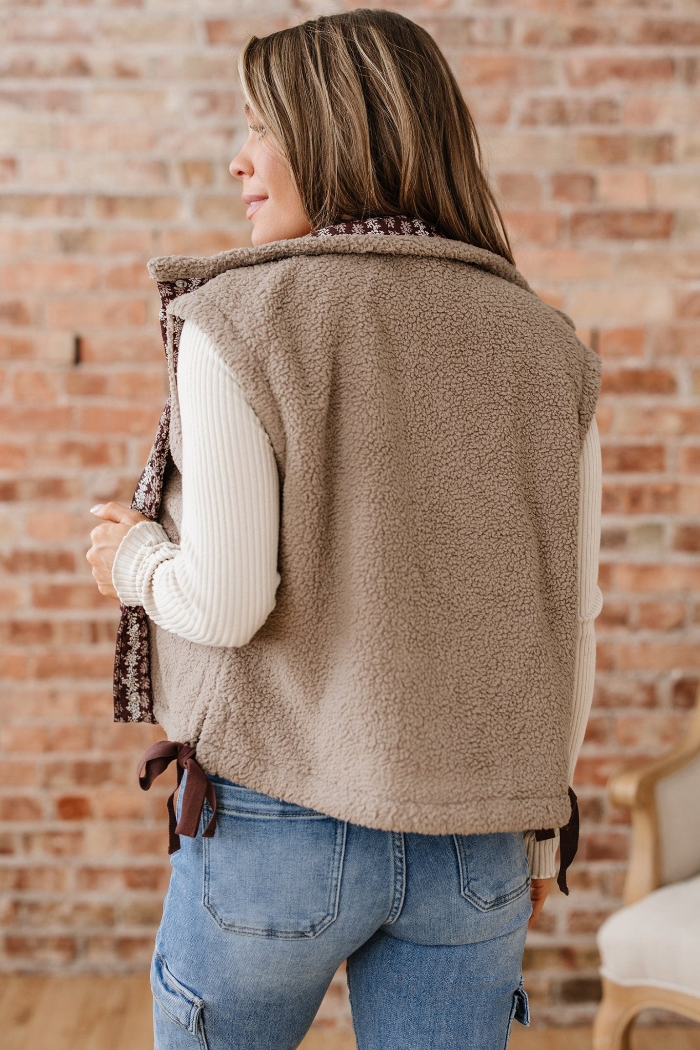 Wrenley Bows Sherpa Fleece Vest - Hello Beautiful BoutiqueVestsThreaded Pear