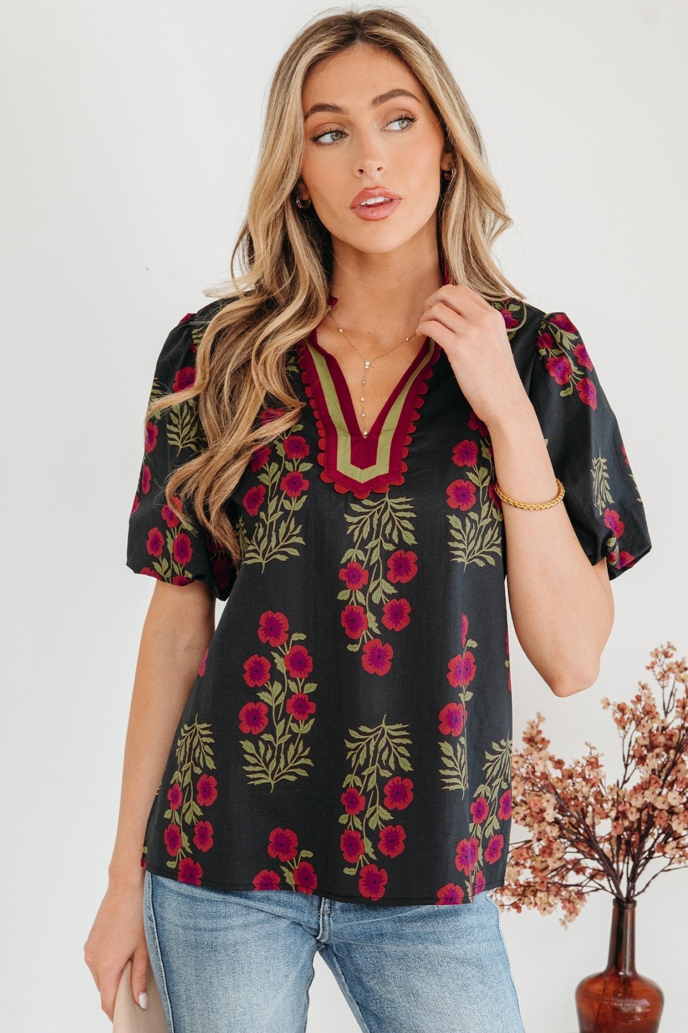 Zoe Contrast Slit Neckline Blouse - Hello Beautiful BoutiqueBlouses & ShirtsThreaded Pear